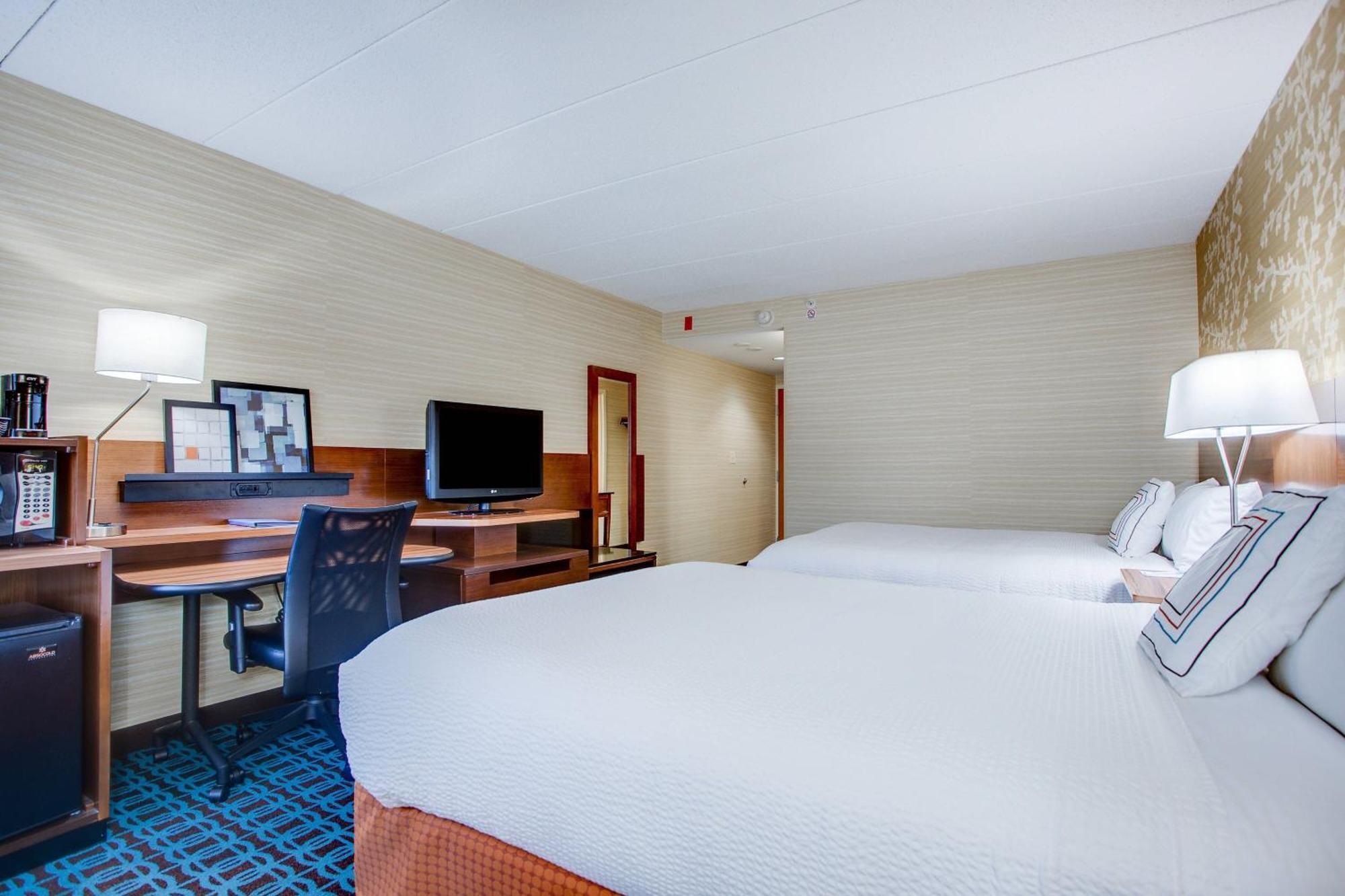 Fairfield Inn Portsmouth Seacoast Exterior photo