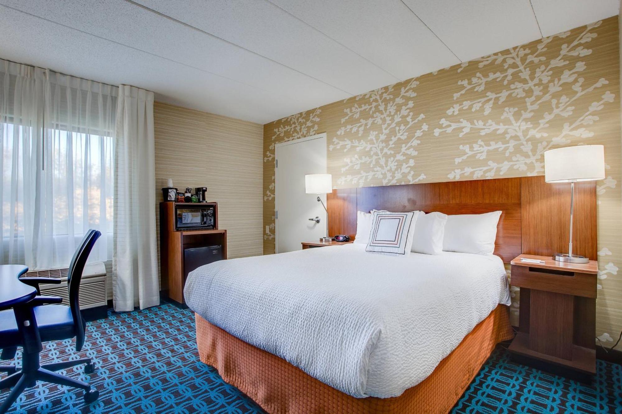 Fairfield Inn Portsmouth Seacoast Exterior photo